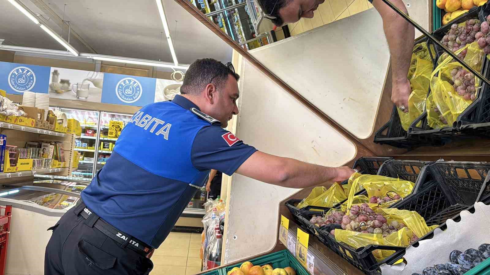 Tarsus&rsquo;ta lokanta, kafe ve marketlerde denetim yapıldı
