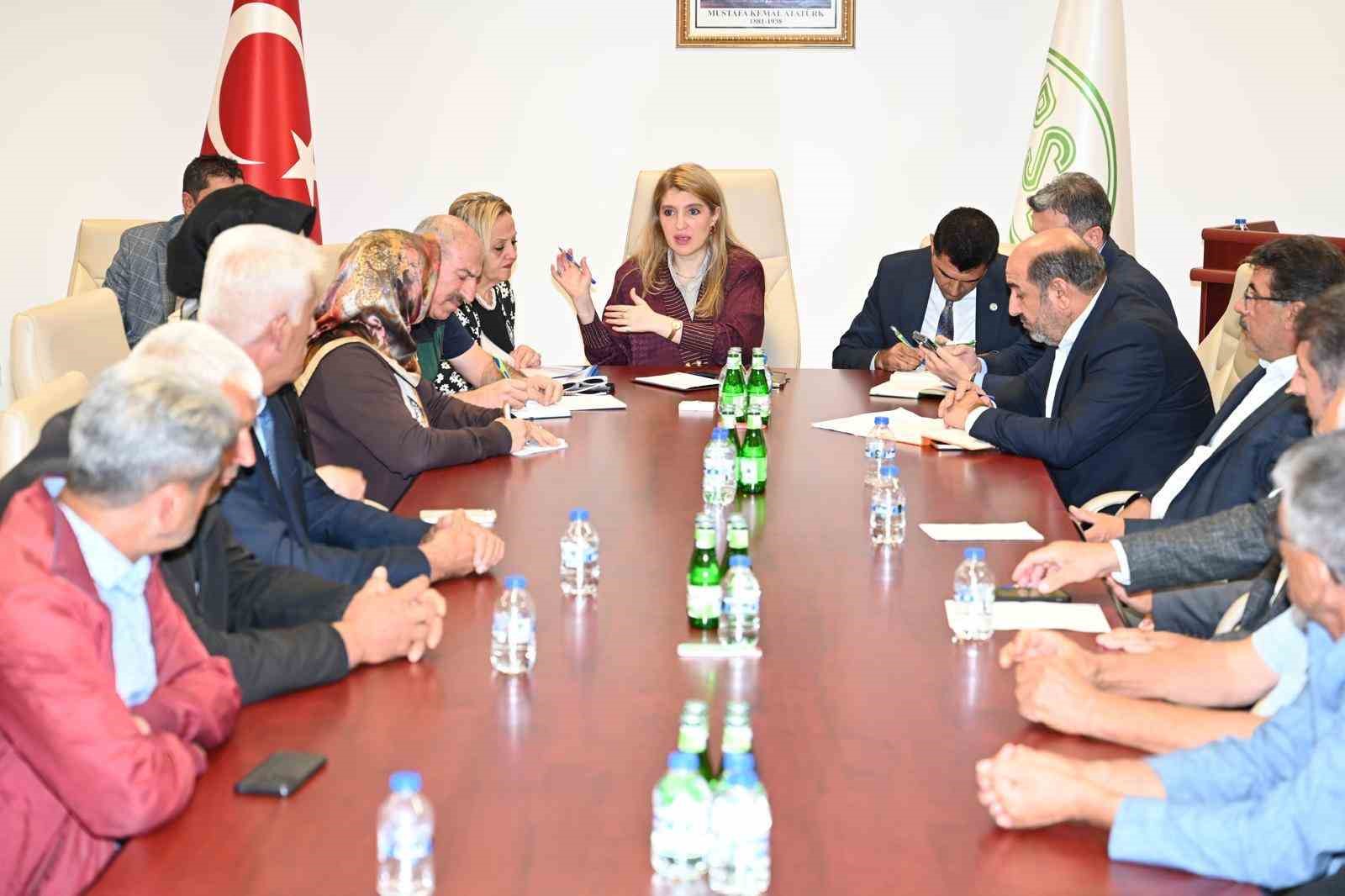 Beş il&ccedil;ede sulama planı yeniden ele alındı
