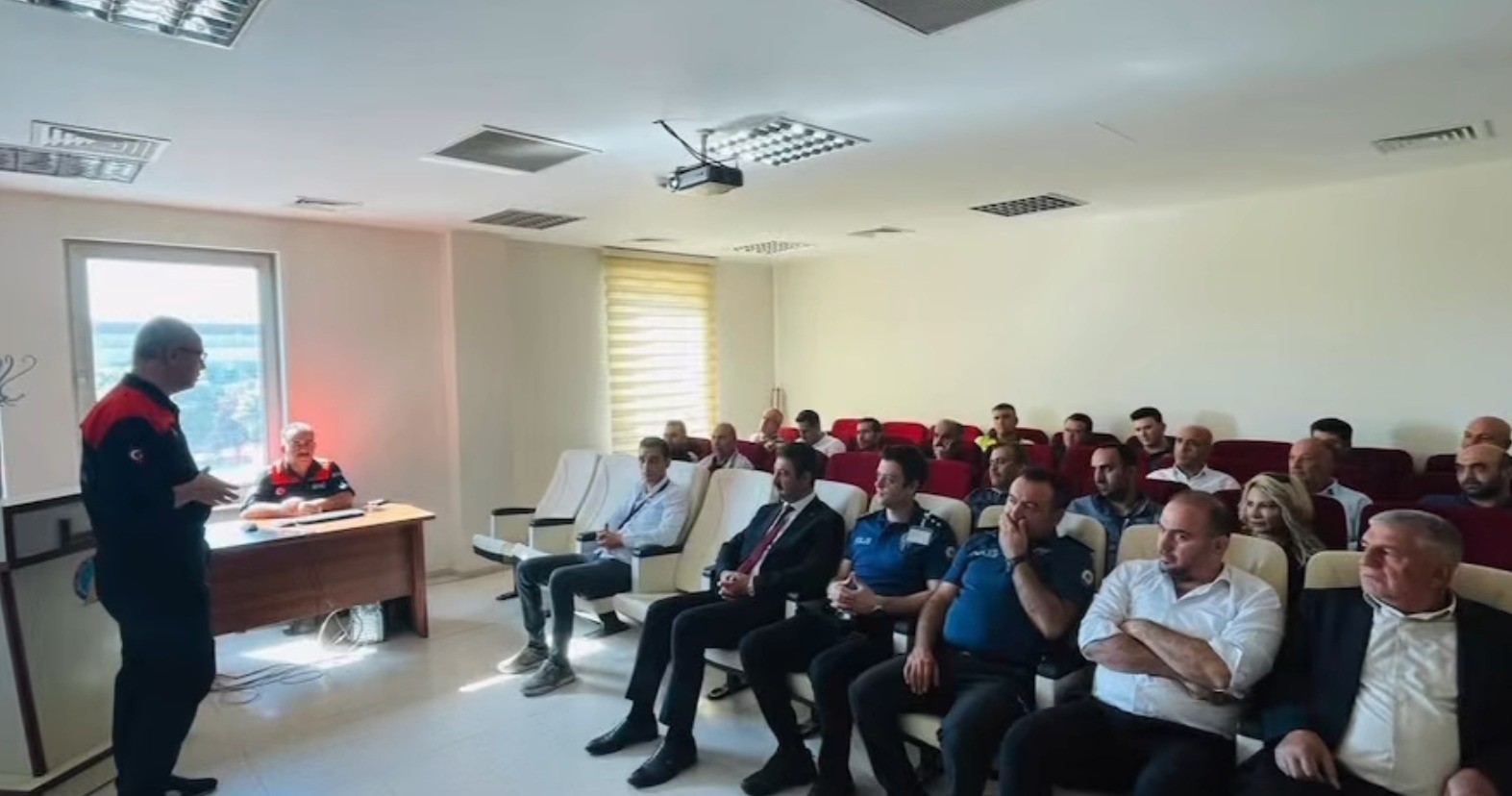 Elazığ Havalimanı&rsquo;nda deprem tatbikatı
