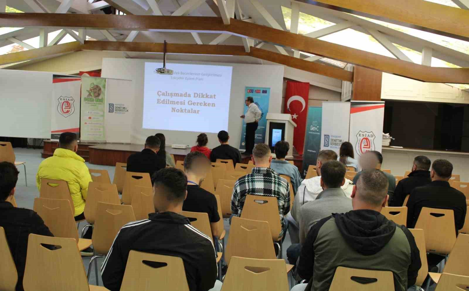 Denetimli serbestlik yükümlülerini yönelik çalıştay düzenlendi