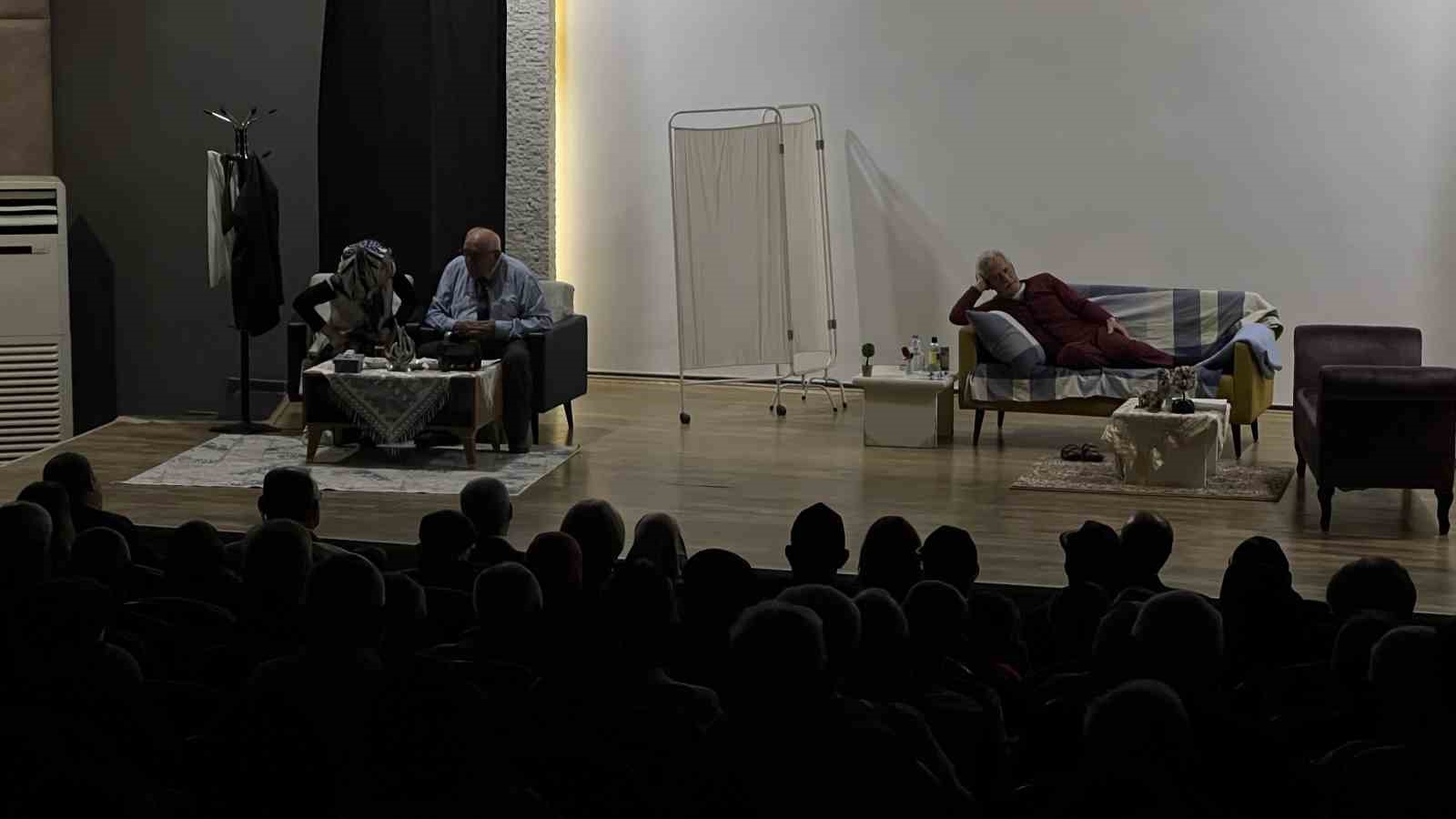 Konya&rsquo;da D&uuml;nya Yaşlılar G&uuml;n&uuml;nde anlamlı etkinlik
