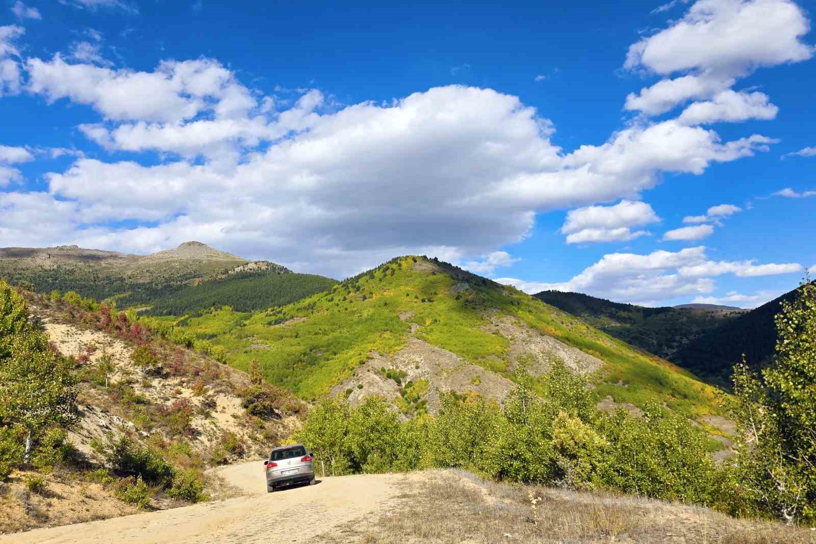 Gümüşhane’de sonbahar renkleri kendini göstermeye başladı