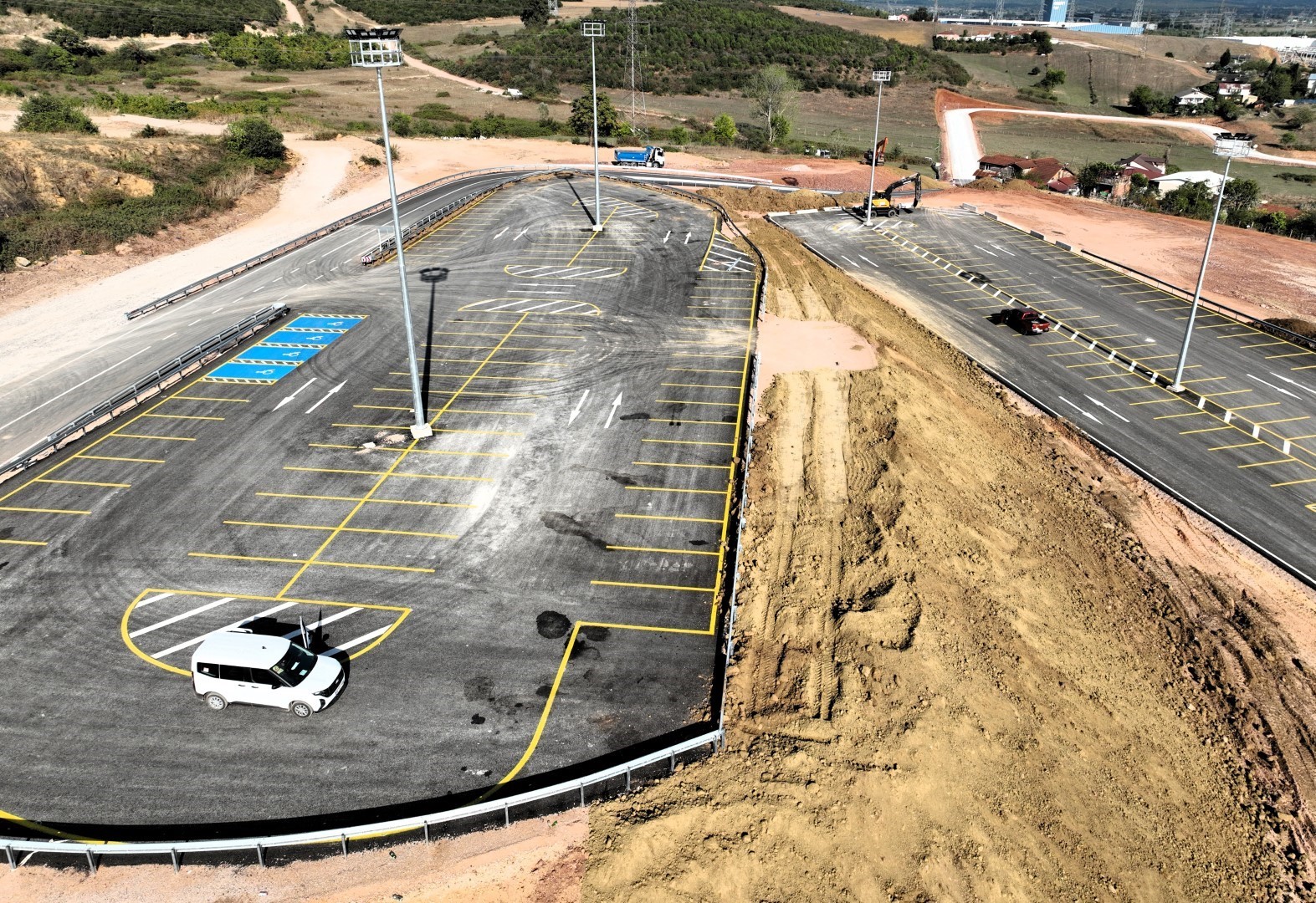 Kocaeli Stadı’nın çevresinde hummalı çalışma