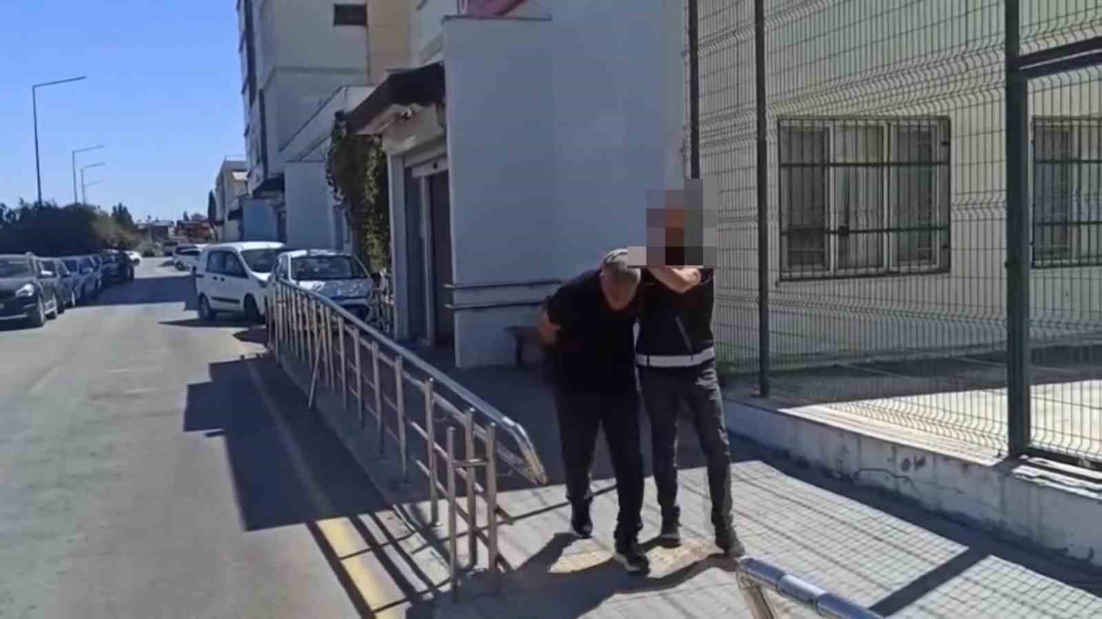 Uyuşturucudan hapis cezası alan 29 h&uuml;k&uuml;ml&uuml; yakalandı
