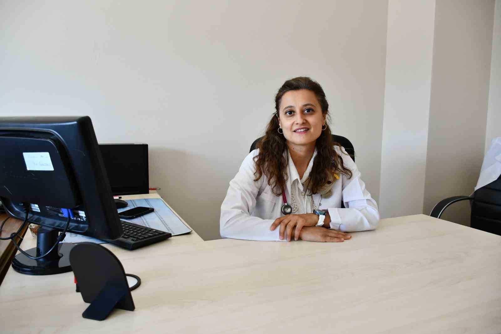 Anne sütü bebeğin ilk ve en değerli besini