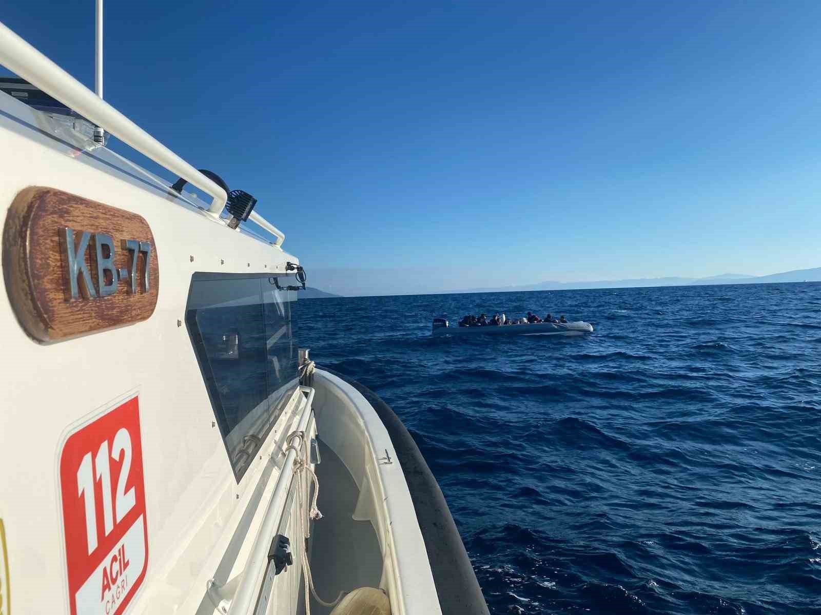 İzmir&rsquo;de 72 d&uuml;zensiz g&ouml;&ccedil;men yakalandı, 31 g&ouml;&ccedil;men kurtarıldı
