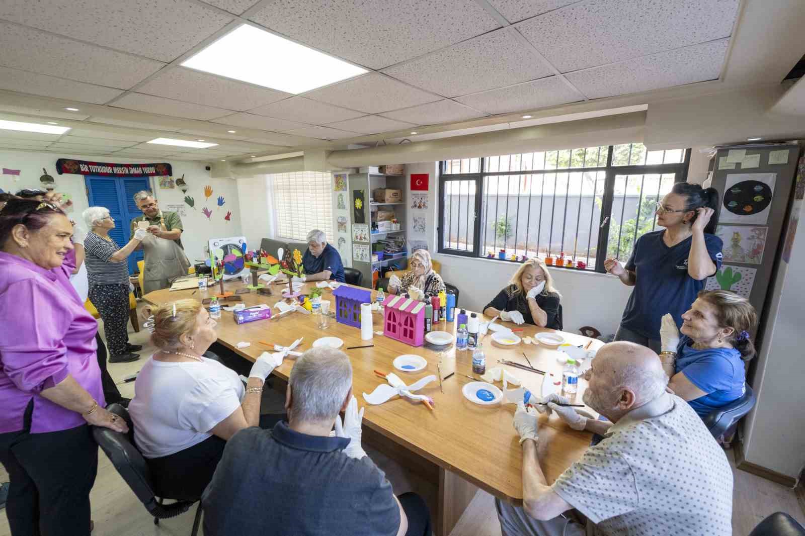 Mersin&rsquo;de d&uuml;nya yaşlılar g&uuml;n&uuml;ne &ouml;zel etkinlikler
