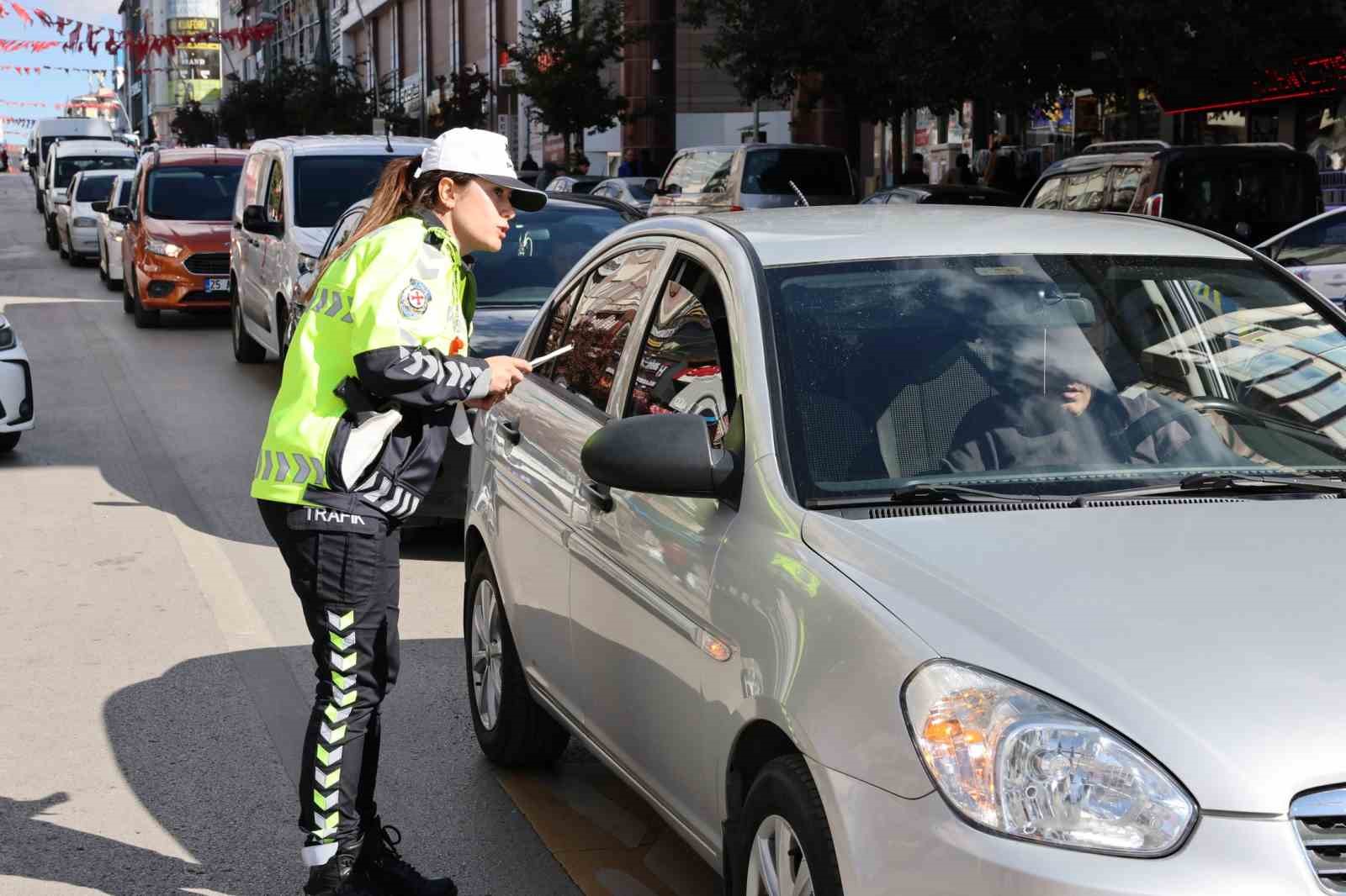 Erzurum&rsquo;da polisten "&Ouml;nce Yaya" farkındalığı uygulaması
