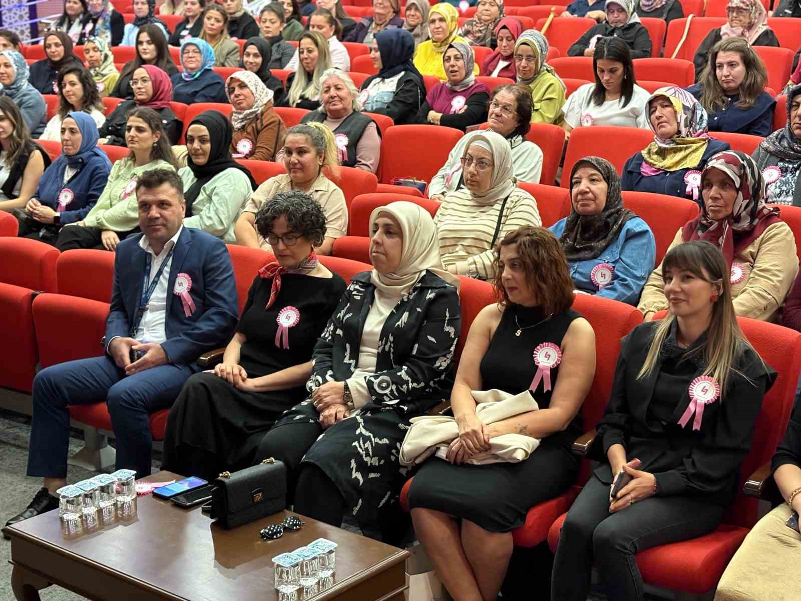 Sincan&rsquo;da meme kanseriyle ilgili bilgilendirme toplantısı d&uuml;zenlendi
