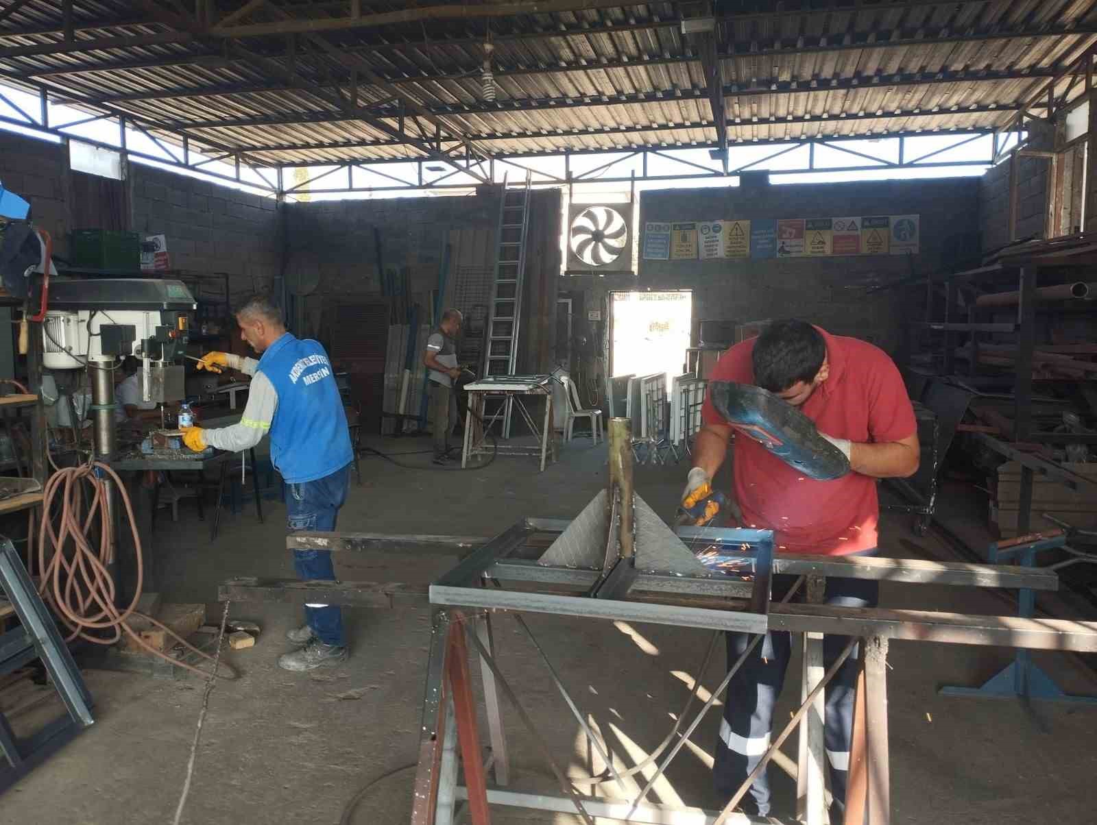 Akdeniz Belediyesi &uuml;retiyor, yeniliyor ve tasarruf ediyor
