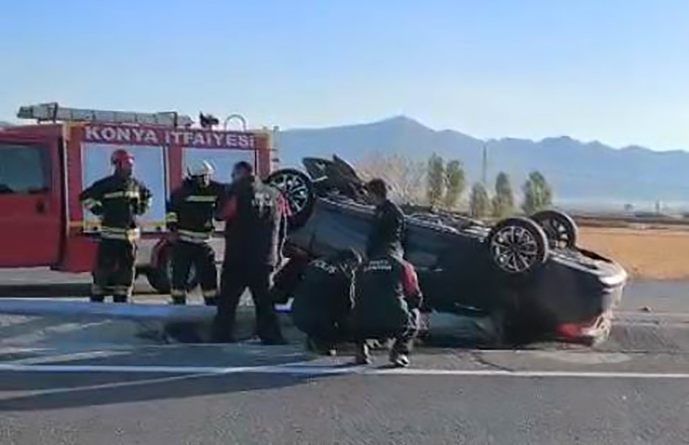 Konya’da otomobil takla attı: 3 yaralı