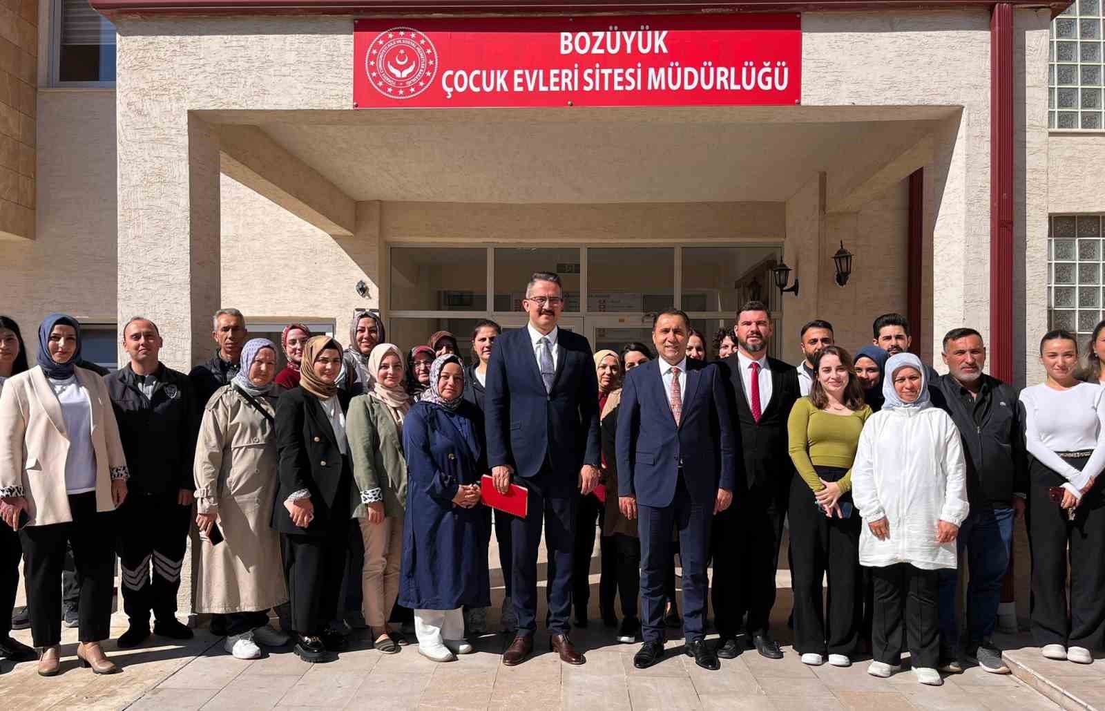 Bilecik’te Çocuk Evleri Sitesi Müdürlüğü’nde anlamlı buluşma