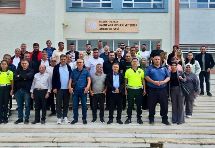 Bilecik’te servis şoförlerine öğrenci güvenliği eğitimi