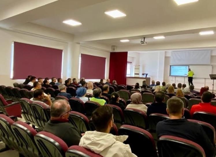 Bilecik&rsquo;te servis şof&ouml;rlerine &ouml;ğrenci g&uuml;venliği eğitimi
