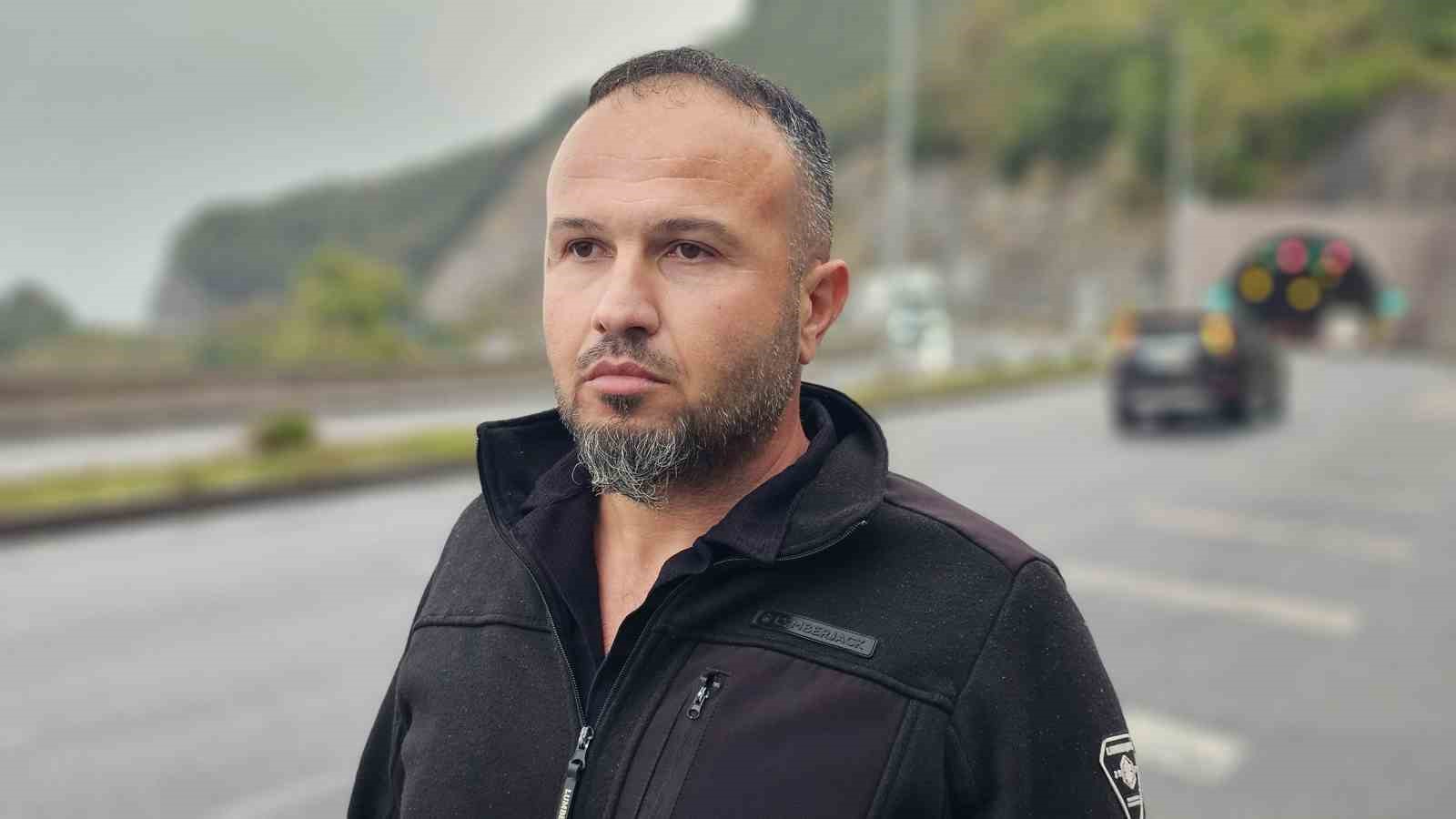 Tünel çıkışında geri manevra yapan halk otobüsü kazaya yol açtı
