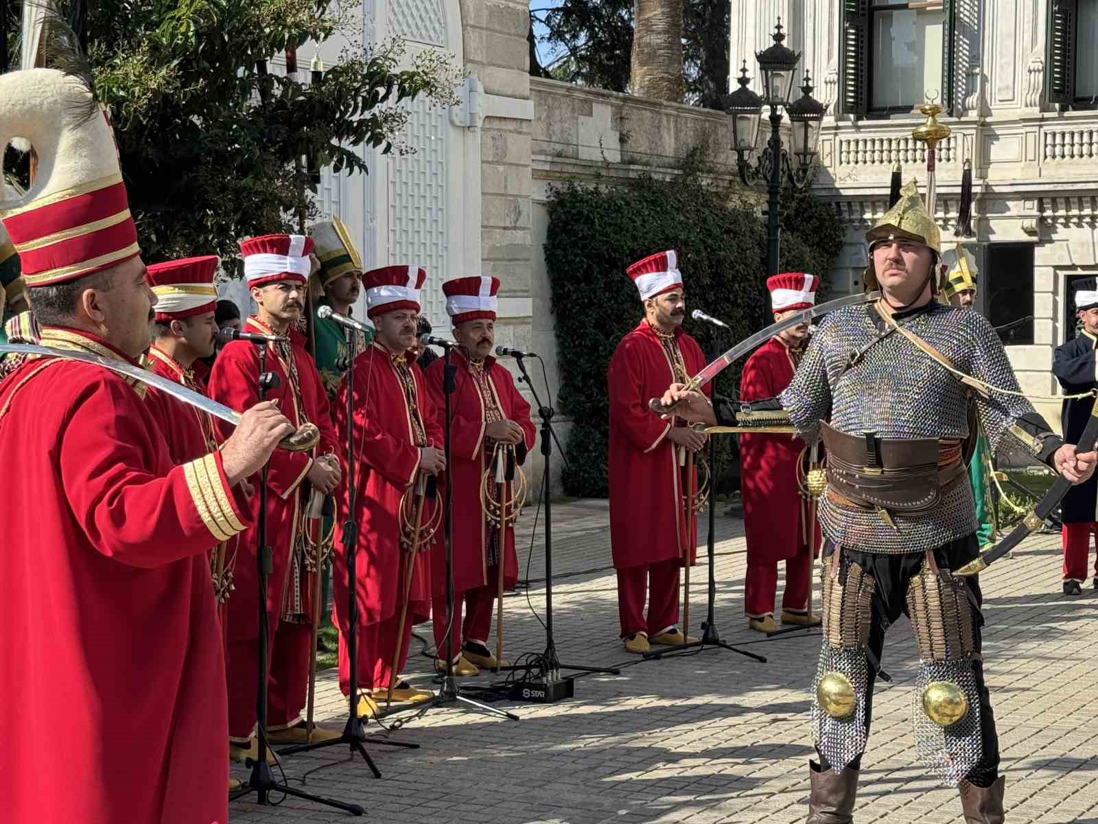 Mehteran g&ouml;sterileri Yıldız Sarayı&rsquo;nda sona erdi
