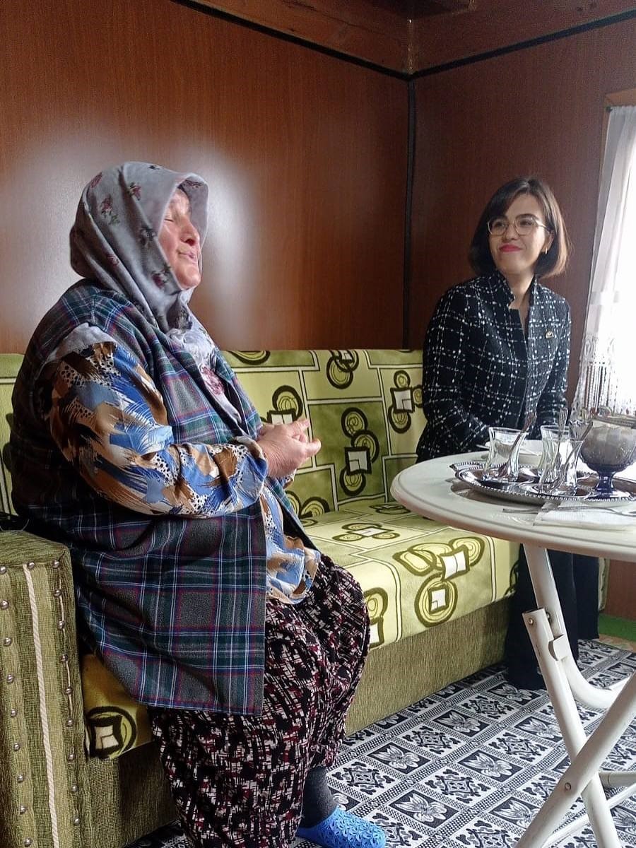 Türkeli’de yaşlılara vefa