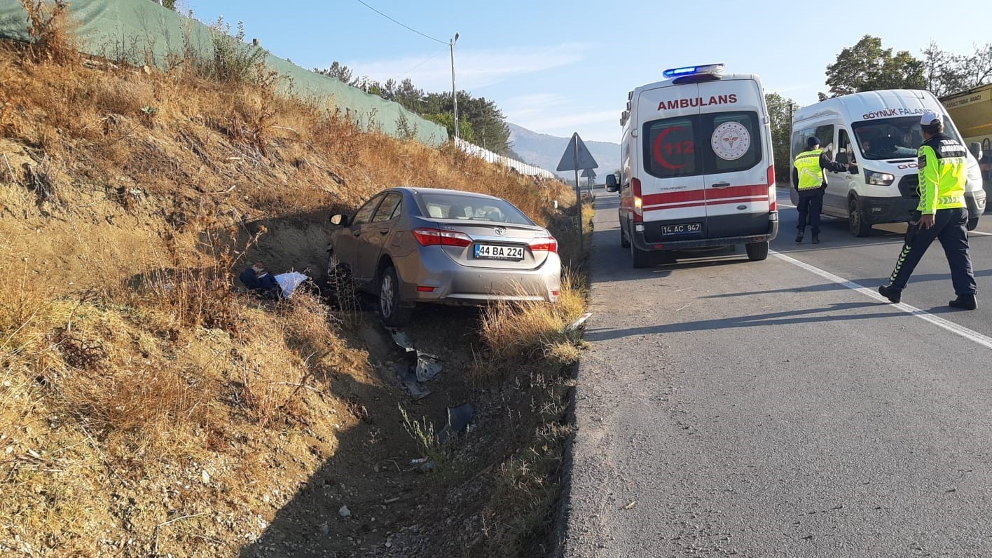 Kazada yaralanan yaşlı kadın hayatını kaybetti
