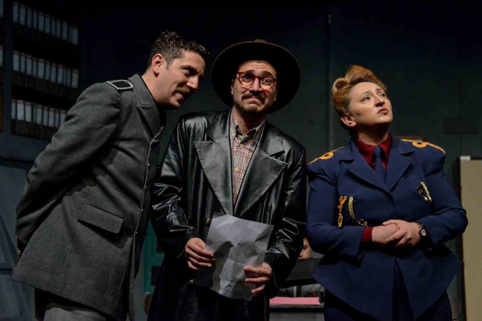 Sivas Devlet Tiyatrosu yeni sezonda perdelerini komedi oyunuyla aralayacak