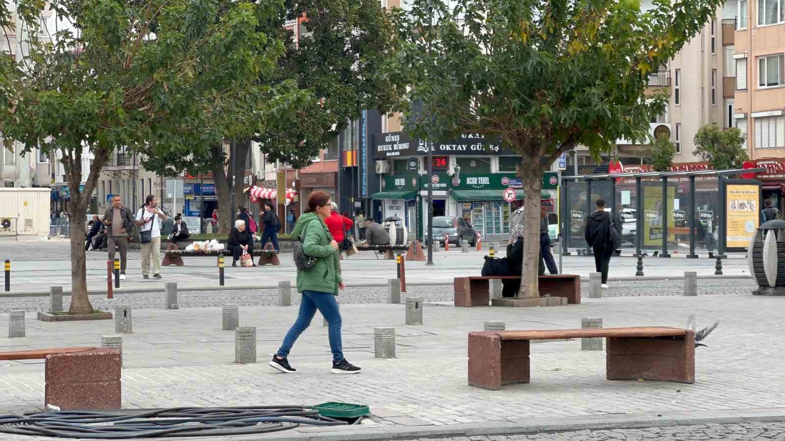 Marmara Denizi&rsquo;nde meydana gelen deprem &Ccedil;anakkale&rsquo;de de hissedildi
