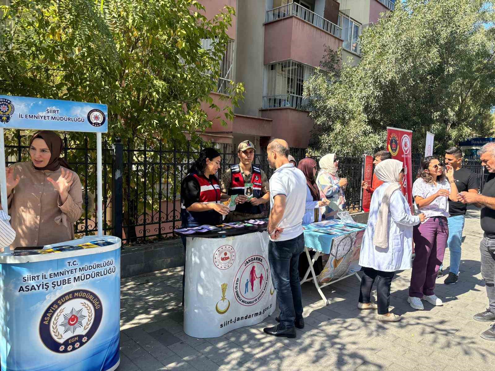 Siirt&rsquo;te şiddet ve bağımlılıkla m&uuml;cadele etkinliği d&uuml;zenlendi
