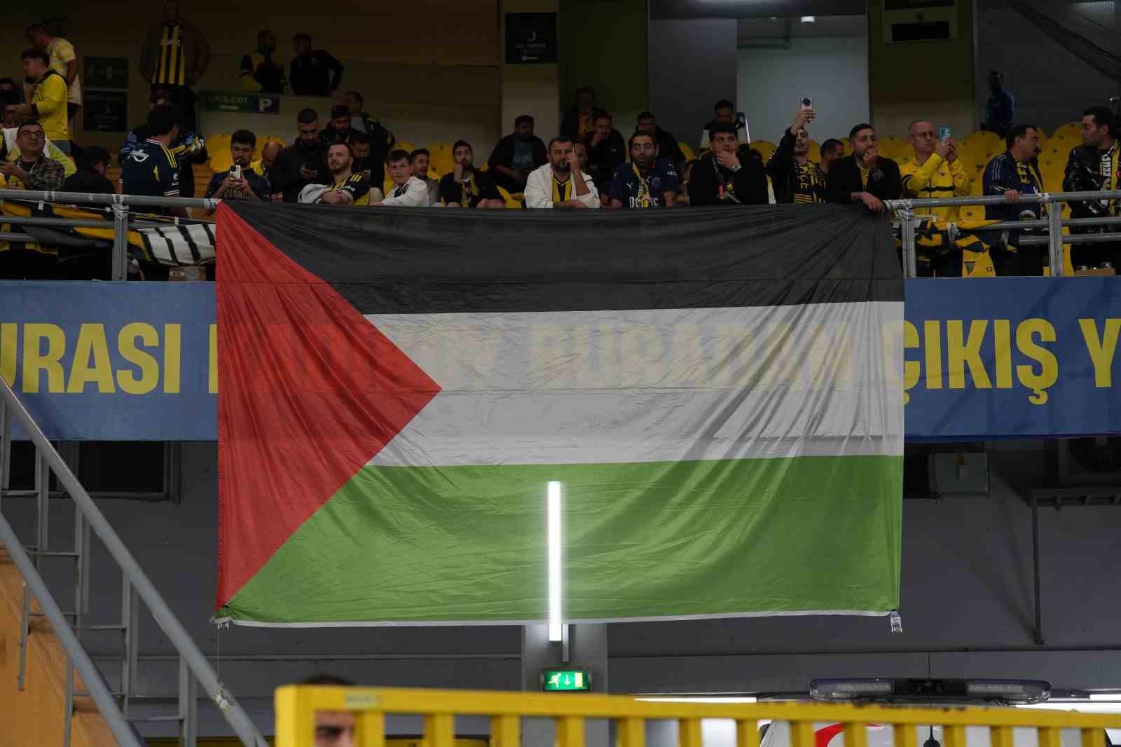 Domenico Tedesco, Nice maçına kazanan 11 ile çıktı