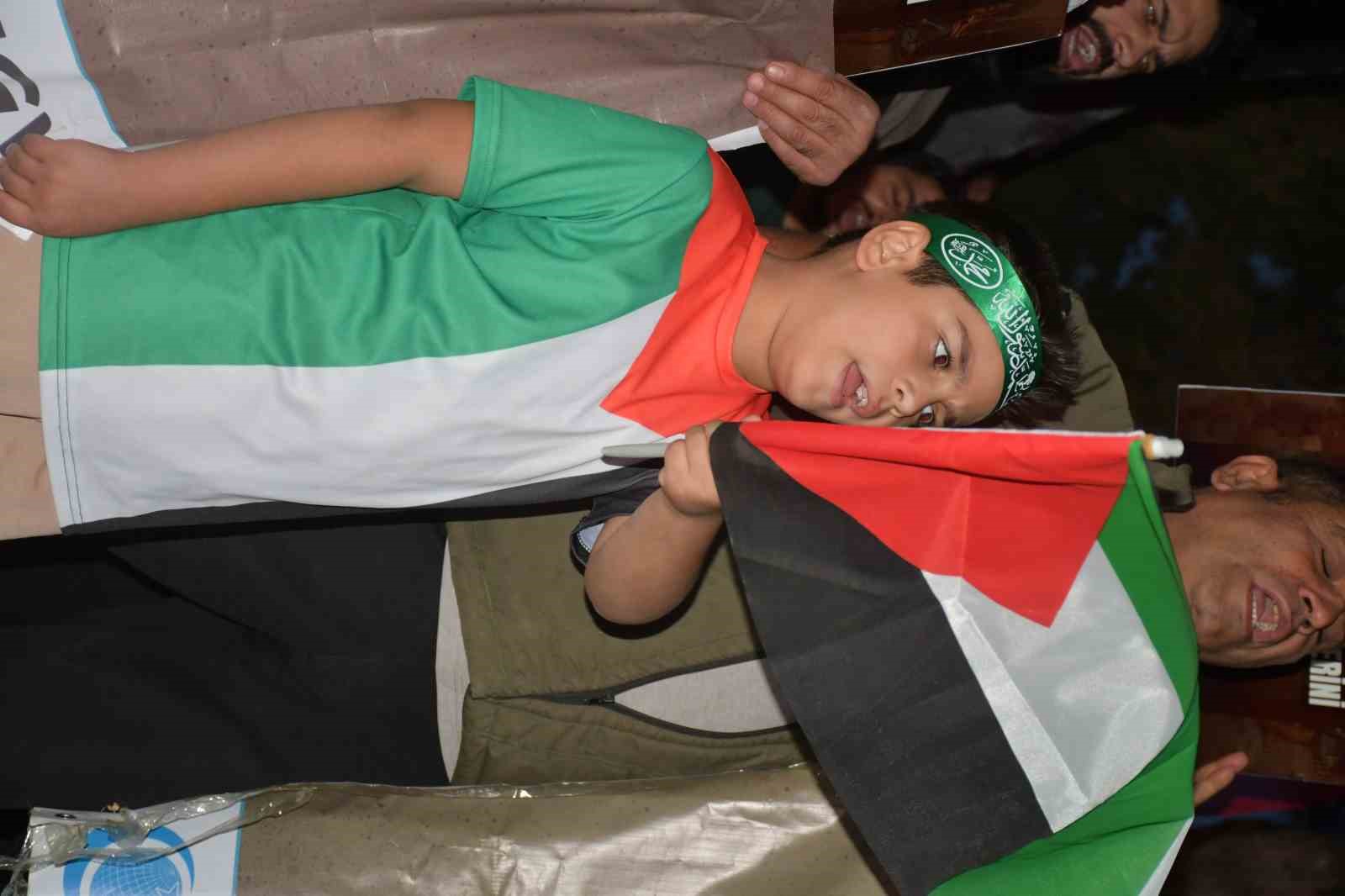 Siverek&rsquo;te Sumud Filosu&rsquo;na destek konvoyu
