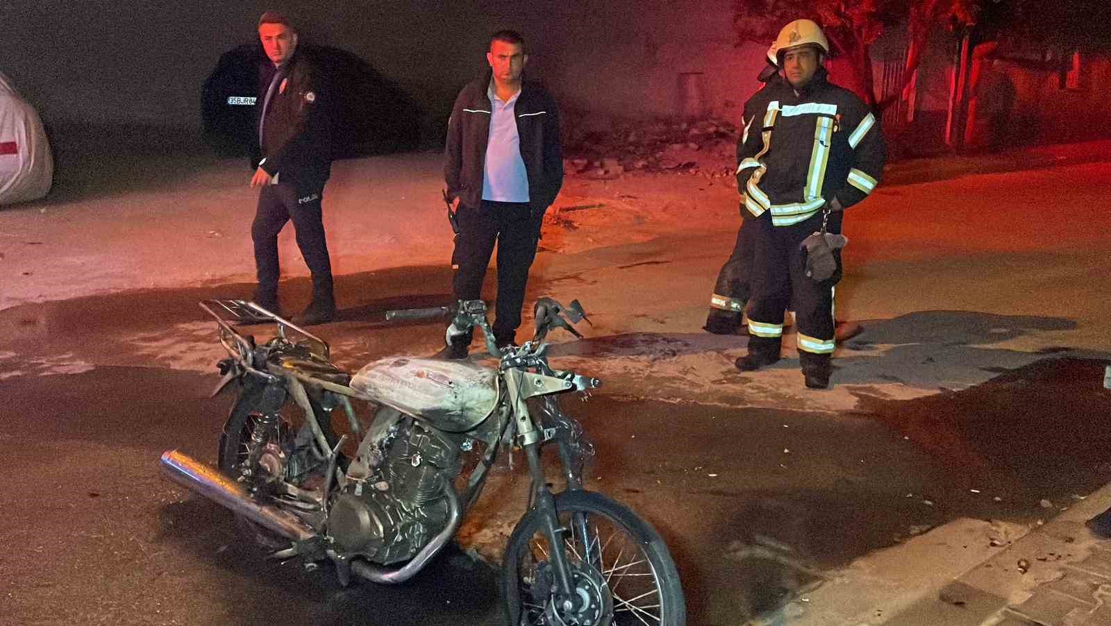 Karaman’da bir kişi iddia üzerine motosikletini yaktı
