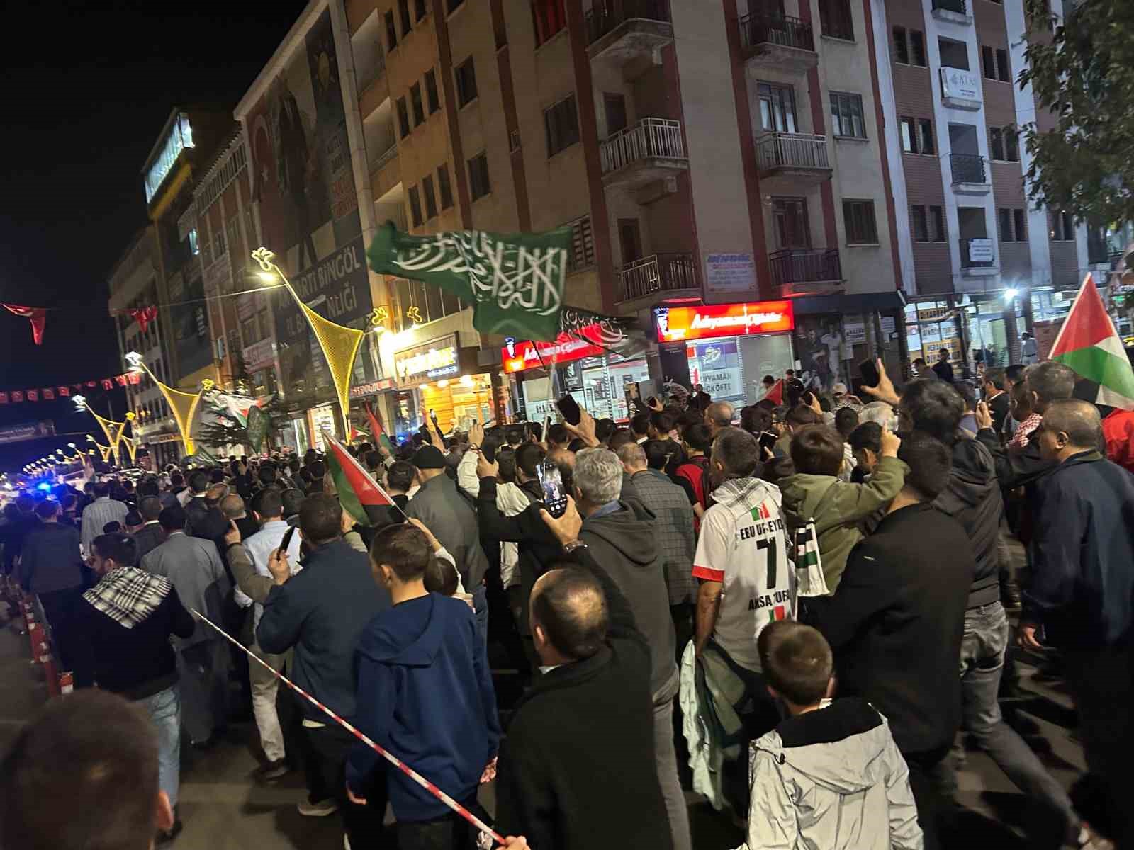 Bing&ouml;l&rsquo;de Sumud Filosu&rsquo;na m&uuml;dahaleye tepki
