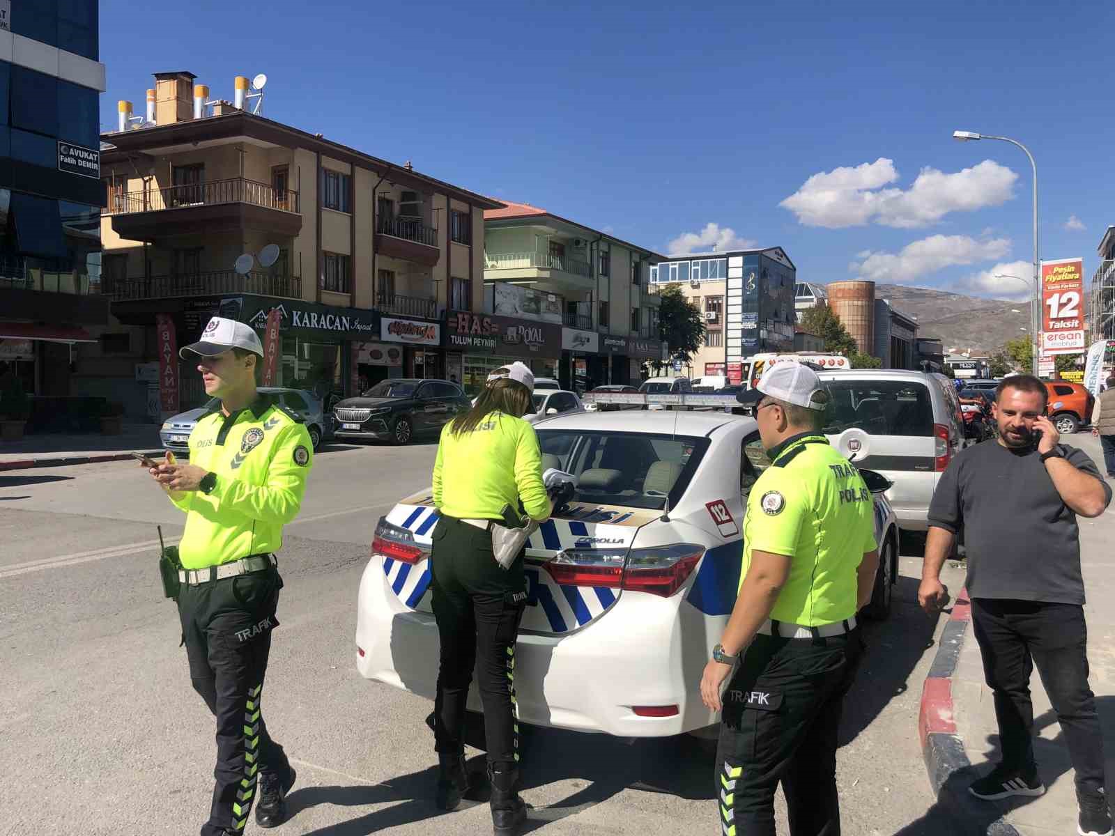 Erzincan&rsquo;da motosikletlilere sıkı denetim
