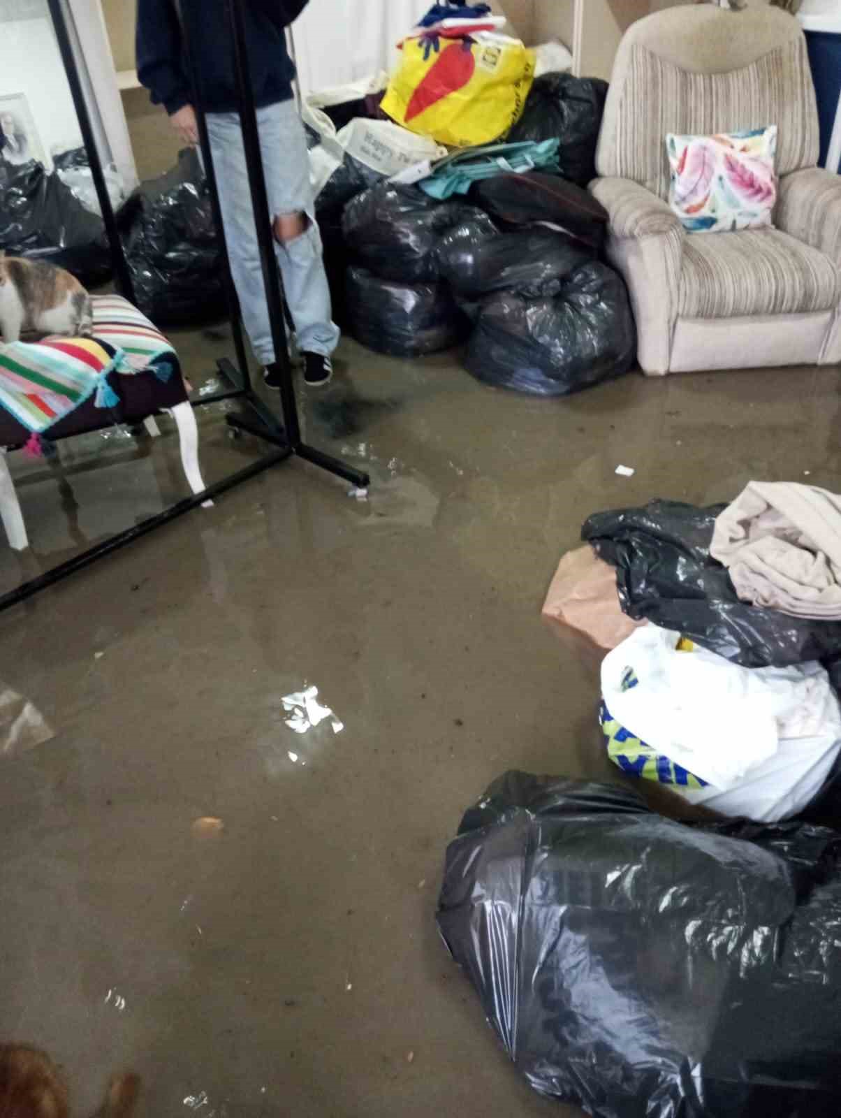 Ayvalık yağışa teslim
