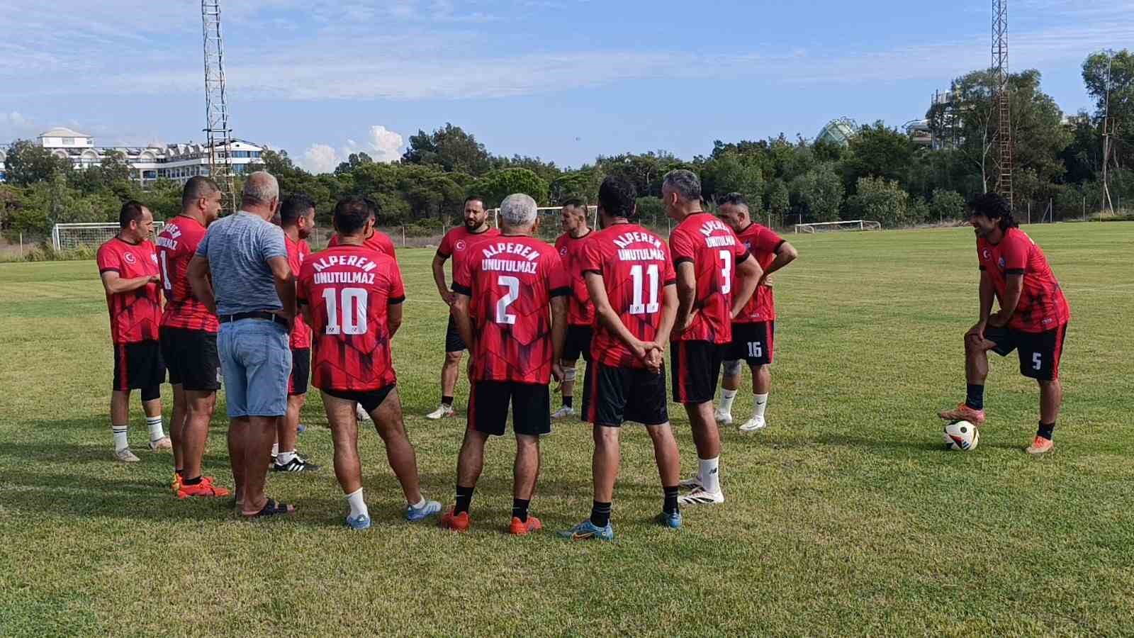 Manavgat&rsquo;ta Alperen Coşar anısına futbol turnuvası
