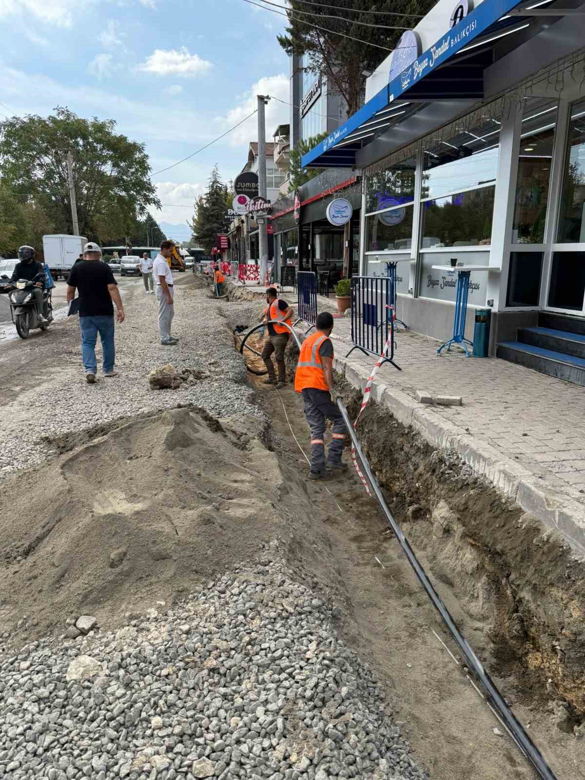İzmit’te Şehit Ergün Köncü Caddesi yenileniyor
