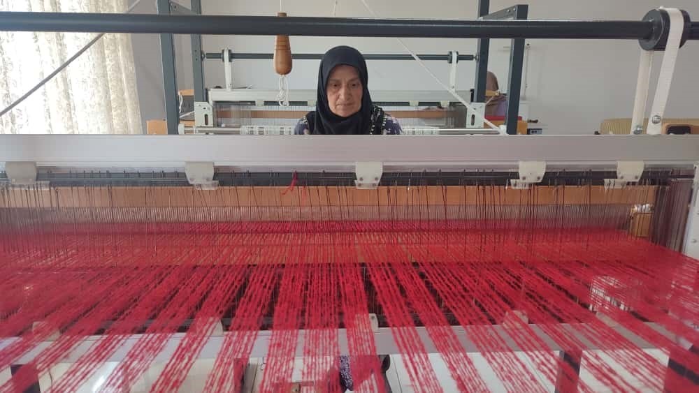 Ankaralı kadınlar tiftik keçisi yününden yaptıkları tekstil ürünlerini tüm dünyaya satmayı hedefliyor