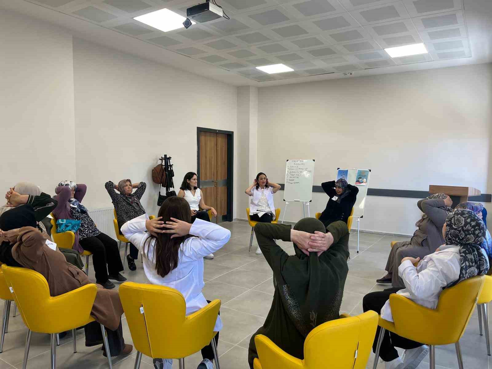 Yaşlıların için düzenlenen Geriatri Atölyeleri sürüyor