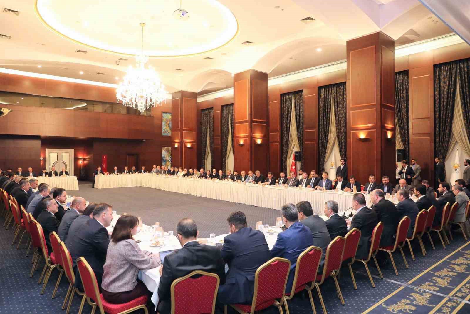 Başkan Yıldırım, il başkanları toplantısına katıldı