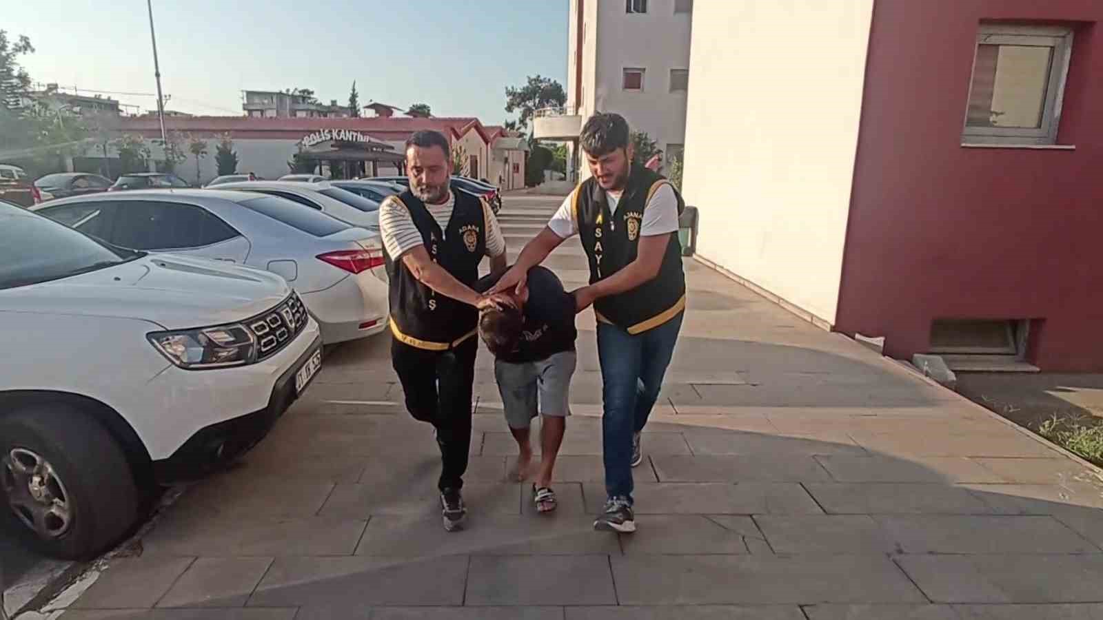 Hırsızlıktan 50 yıl hapis aldı, kovalamacayla yakalandı