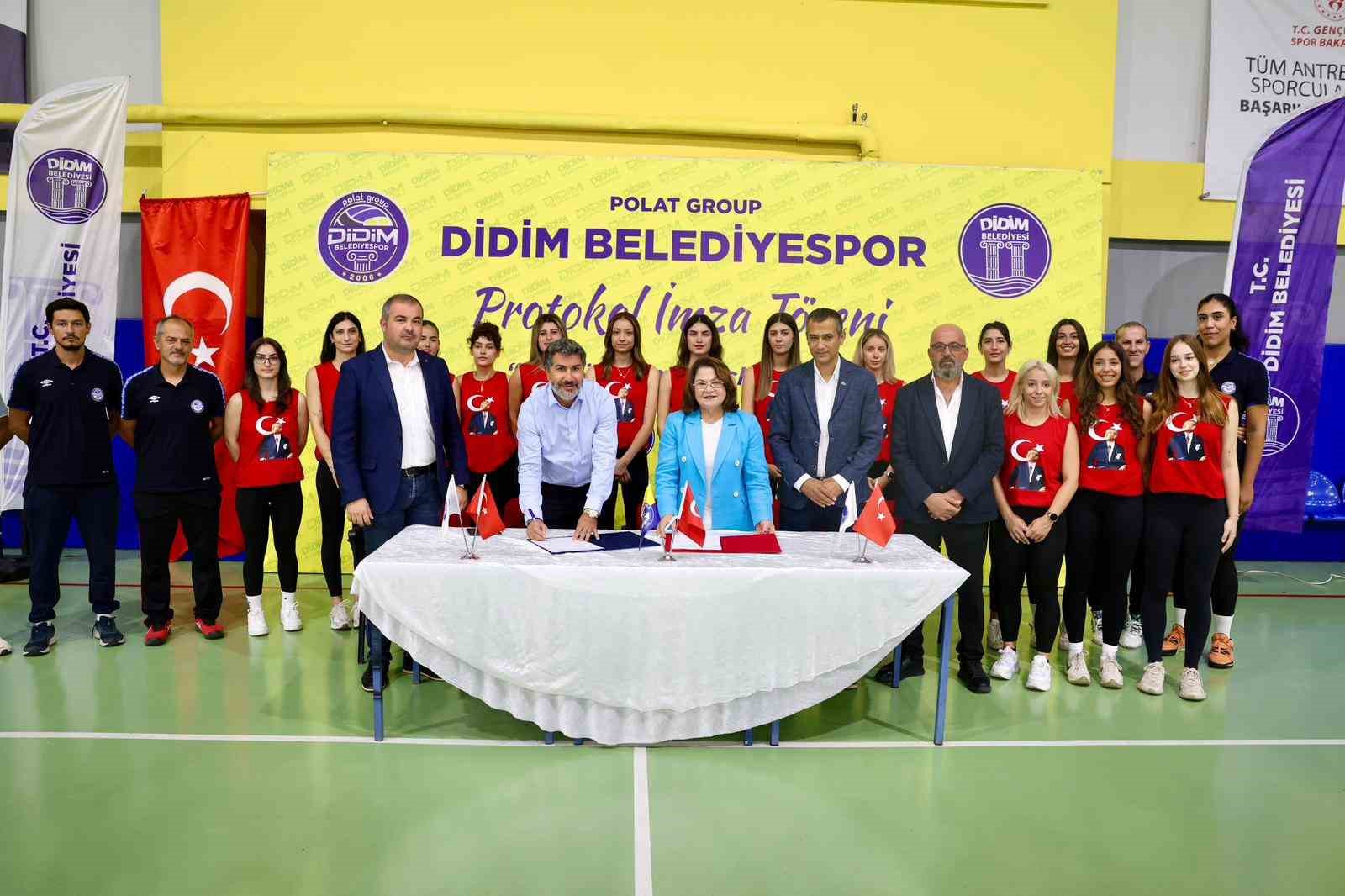 Didim’de kadın voleybol takımı yoluna daha güçlü devam edecek
