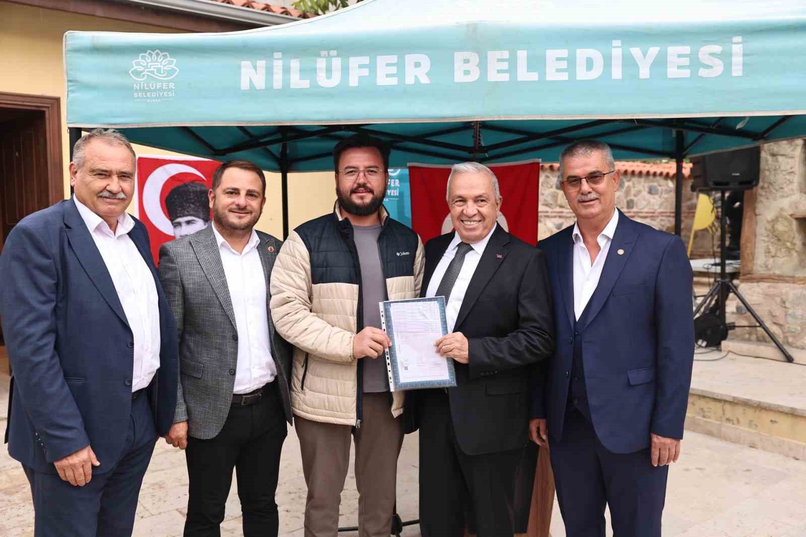 Ürünlü&rsquo;de 275 hak sahibine imarlı tapu sevinci
