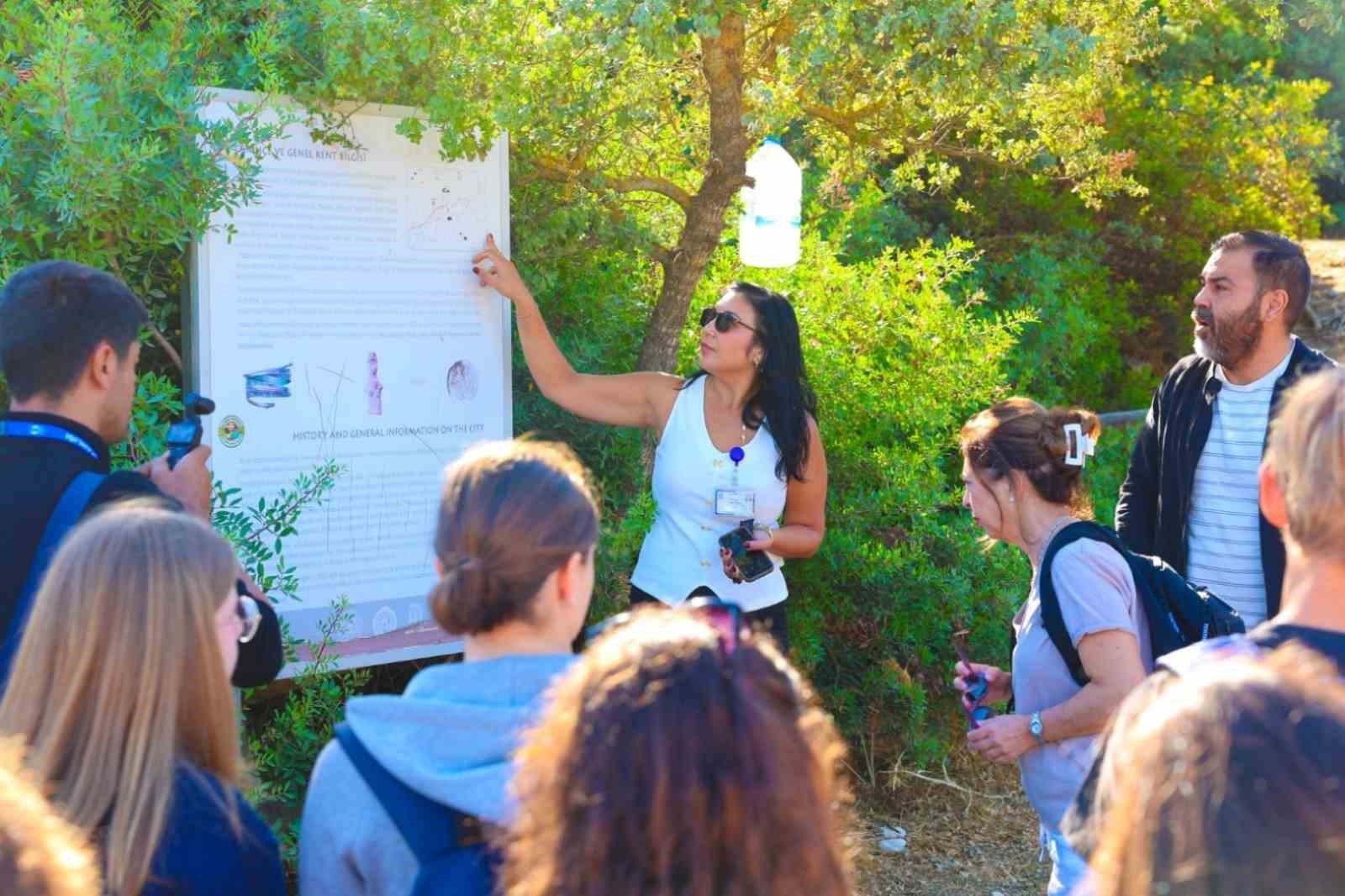 Erasmus öğrencileri Pedasa Antik Kenti’ni keşfetti
