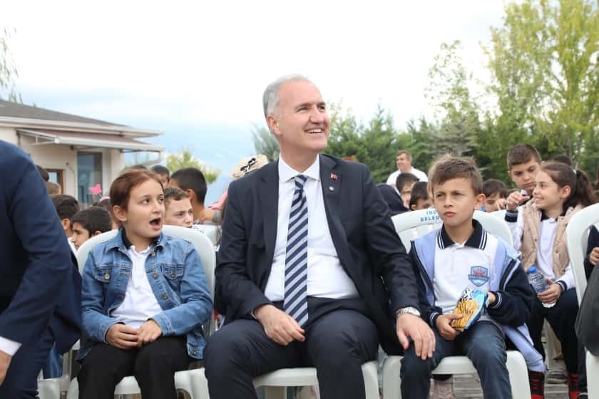 İneg&ouml;l Belediyesi&rsquo;nden can dostlarına yeni yuva
