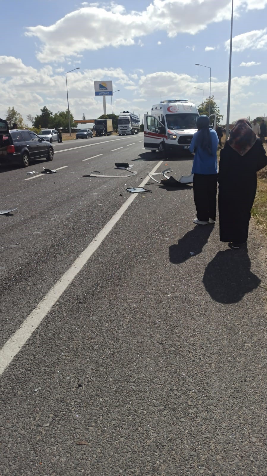 Otomobille &ccedil;arpışan elektrikli aracın s&uuml;r&uuml;c&uuml;s&uuml; hayatını kaybetti
