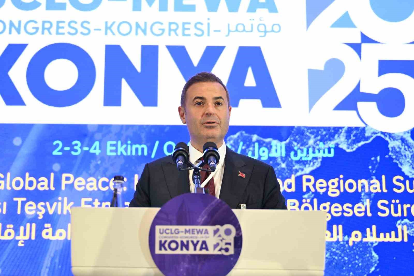 Başkan Ahmet Akın’dan İsrail’e sert kınama