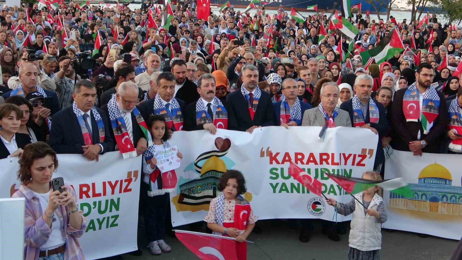 Samsun&rsquo;dan Filistin&rsquo;e destek: Tekne ve gemilerden kortej
