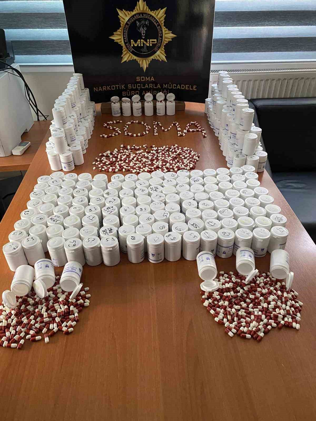 Manisa’da uyuşturucu operasyonu: 17 bin sentetik ecza ele geçirildi