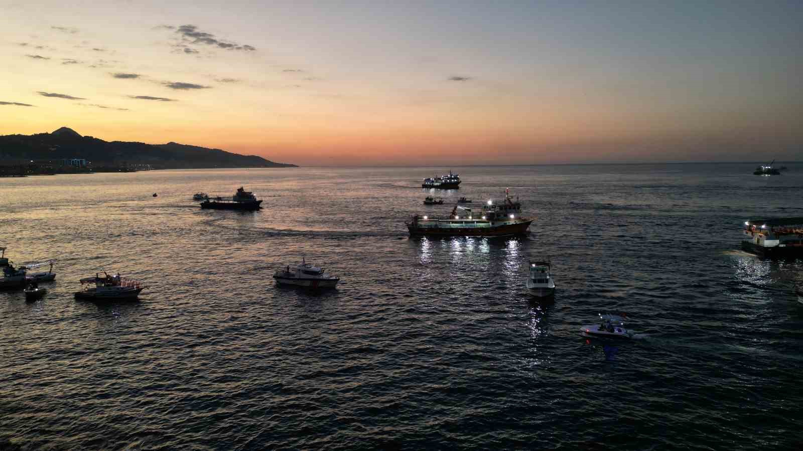 Giresun’da Filistin’e karadan ve denizden destek