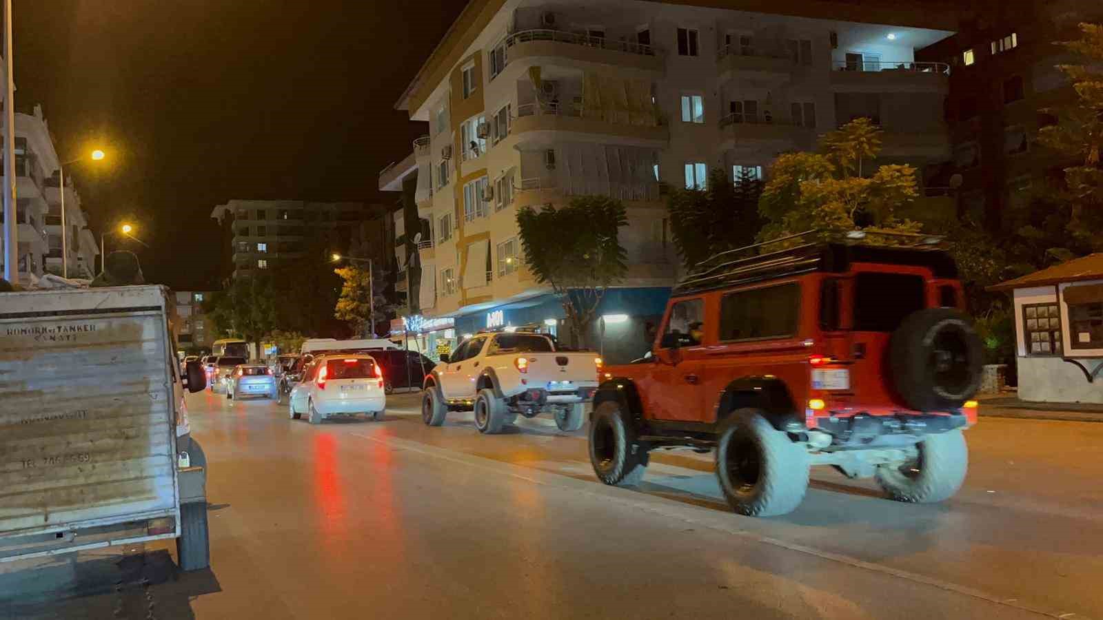 Alanya&rsquo;da &lsquo;Zulme off, Gazze&rsquo;ye on&rsquo; konvoyu
