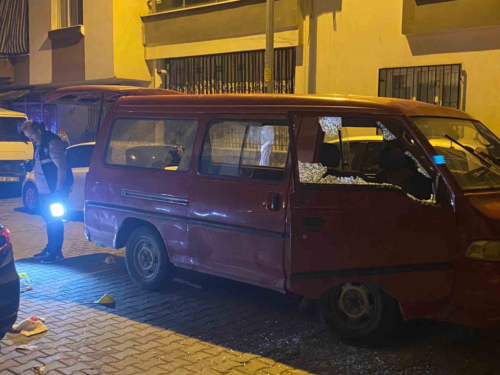 Manisa’da araca silahlı saldırı: 3 yaralı