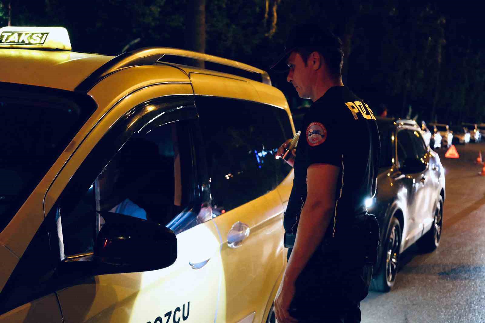 Mersin’de çeşitli suçlara karışan 361 şüpheli tutuklandı, 134 silah ele geçirildi