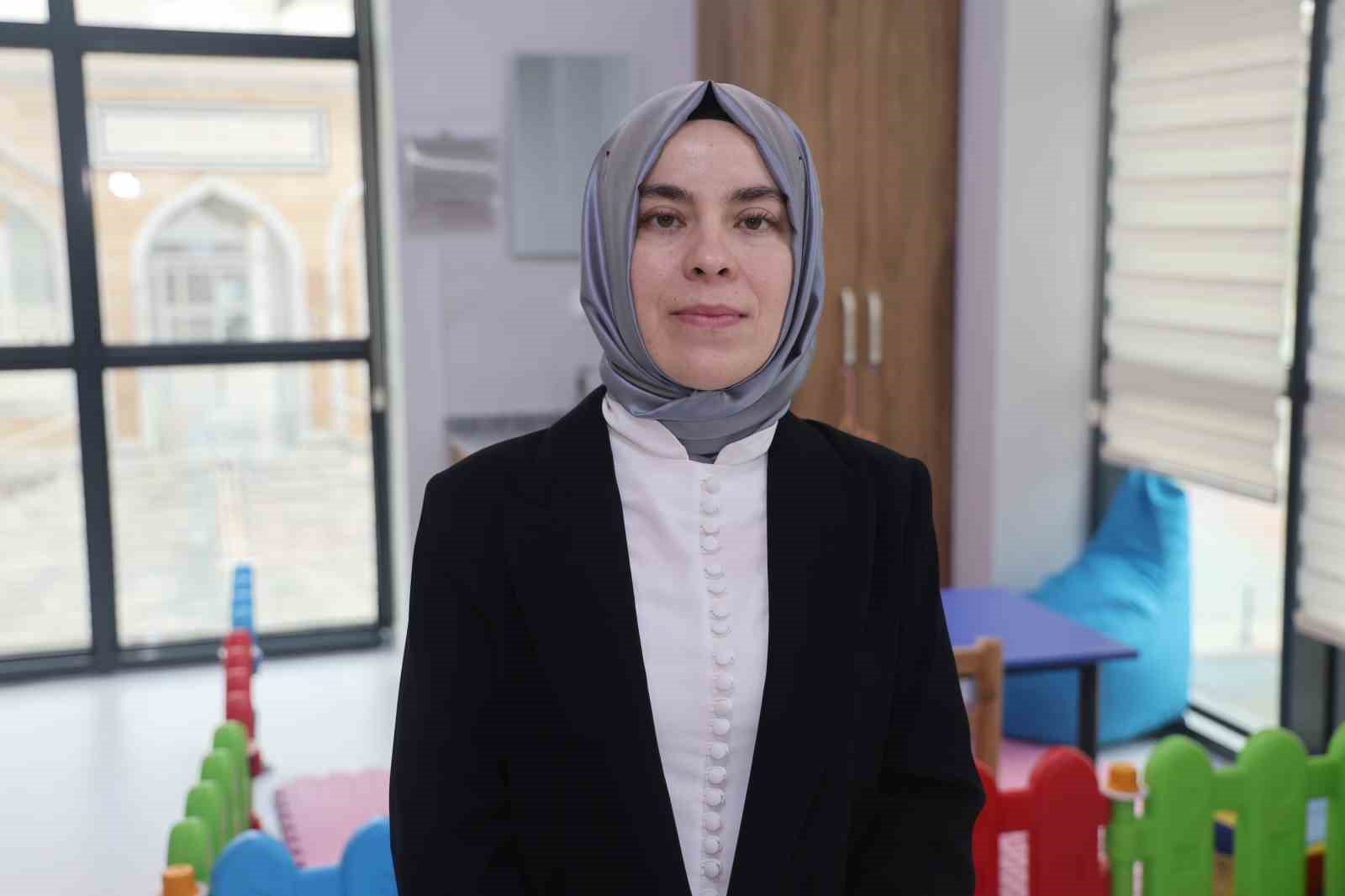 Okuldan uzaklaşan &ccedil;ocuklara dikkat
